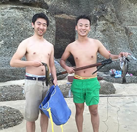 Spear fishing experts